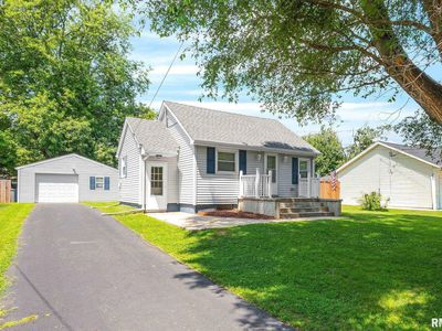 112 Steiner Ave