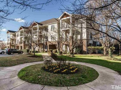 800 Moratuck Dr APT 206