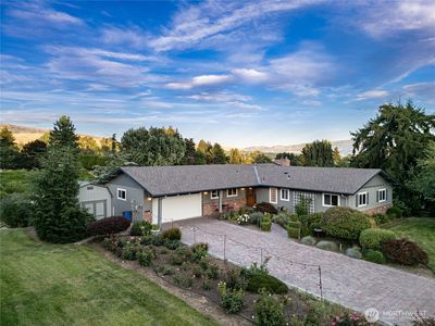 3275 Burch Mountain Road