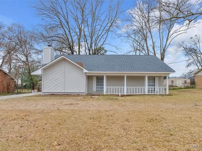2208 Briar Gate Dr
