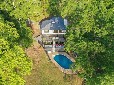 15710 Edwardian Dr