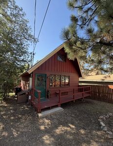 230 Sunset Ln
