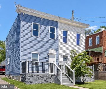 2642 Kennedy Ave
