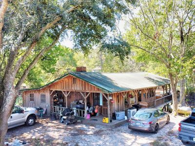 2921 Lovett Cir