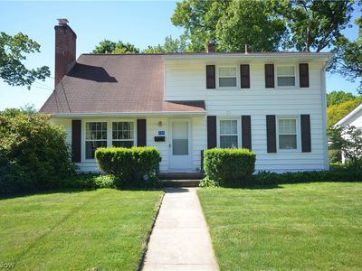 Property at 159 Pinehurst Rd, Munroe Falls, OH