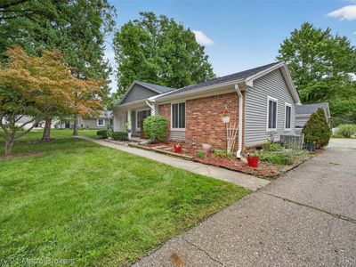 1312 Leisure Dr