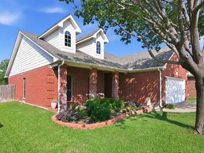 5913 Ozark Dr