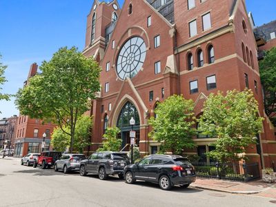 2 Clarendon St APT 301