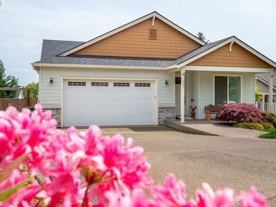 Property at 787 SW Alder St, Dundee, OR