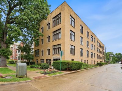 1136 Ontario St APT 3B