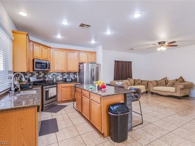 124 Sharp Edge Ave