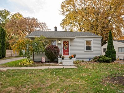 Property at 1550 Quinif Dr, Walled Lake, MI