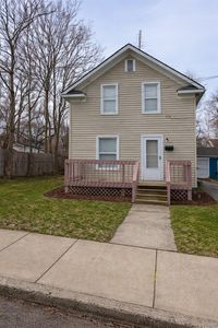 35 Clarence St