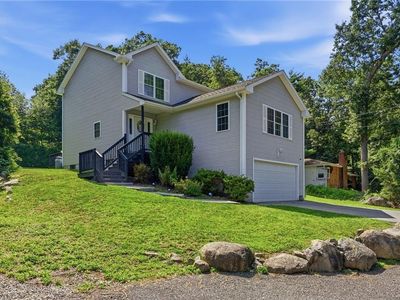 106 1/2 Bishop Hill Rd
