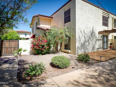 4809 E EUCLID Avenue #2