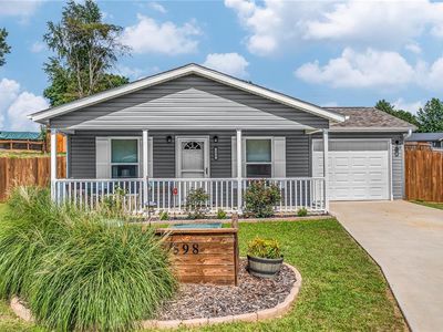 598 Southview Dr