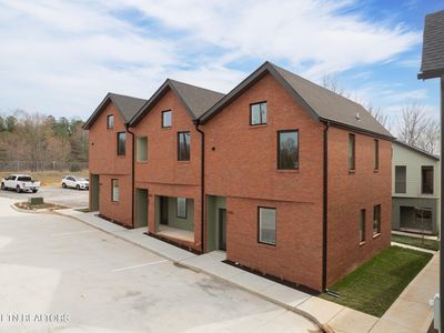 2600 Sevier Ave #103
