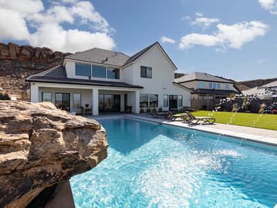 3458 S Walnut Canyon Dr