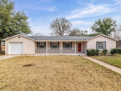 Property at 351 Santa Fe Dr, Woodway, TX