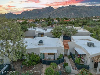 4551 E Paseo La Casita