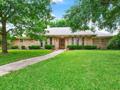 16801 Thomas Chapel Dr