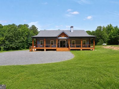 590 Brookwood Dr