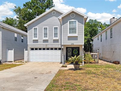 602 Cedar St