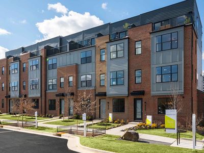 Clermont Plan, Cameron at Eisenhower Pointe