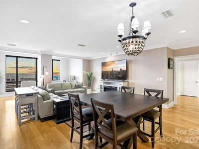 222 S Caldwell St Unit 1812