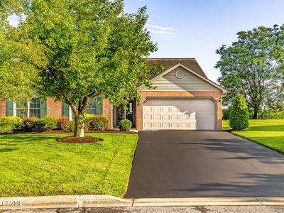 9 Sylvan Ct