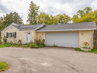 2233 Great Divide Rd NW