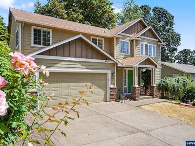 696 Mule Deer St NW