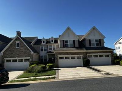 405 Bostonian Way