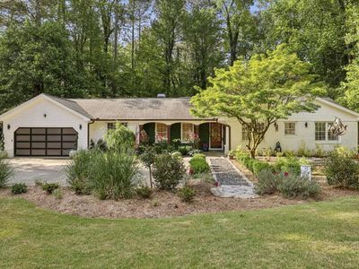 1905 Gainsborough Dr