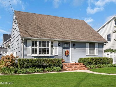 810 Woodcrest Drive