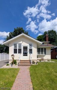 Property at 421 Lincoln Ave, Pompton Lakes, NJ