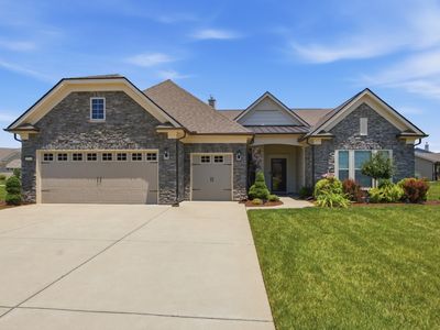 2204 Henderson Dr