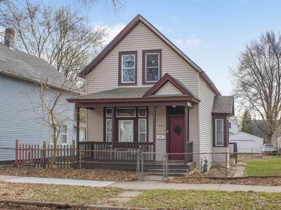 50 Winnipeg Ave