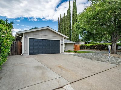 2495 Carnation Drive