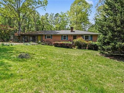 133 Circle Dr
