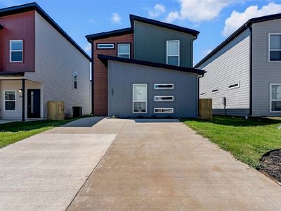 1051 Boardwalk Ave