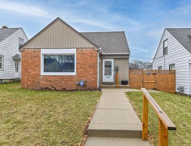 3722 South 16th STREET