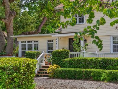 4451 CHARLES LANE