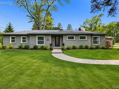 114 W Hickory Grove Rd