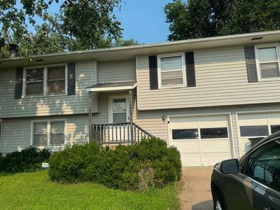 Property at 2018 SW Fairlawn Rd, Topeka, KS