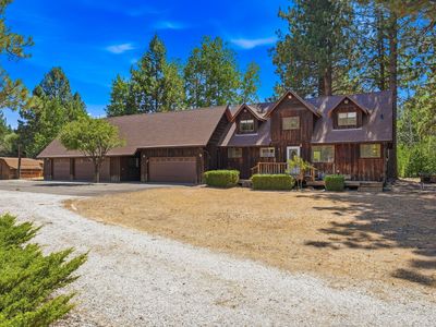 12755 Clearbrook Dr
