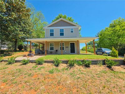 1011 Thurmond St