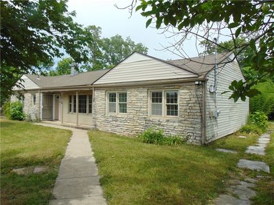 2916 Philadelphia Dr