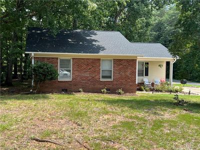 611 Woodland Dr