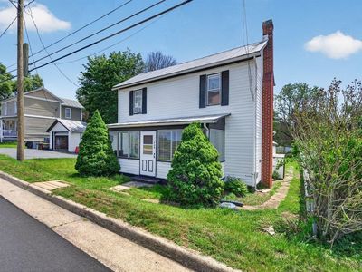 724 Newtown Rd
